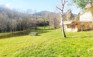 Appartements Spacieux et Cosy Mobil-Home pour 6 a 25min de St Etienne et Annonay au sein d-un charmant Camping : photos des chambres