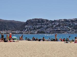 Citadel Holiday Apartments "Duplex 6p" & parking - 250m Beach - 300m Roses Centre