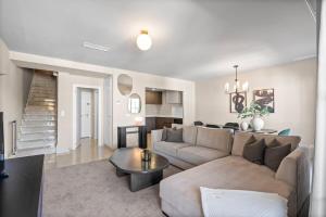 Serene Apartment near Marbella Lake Views RDR495