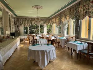 Hotels Hotel Restaurant Du Parc : photos des chambres