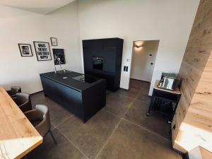 Abstatt Deluxe Loft with Spa