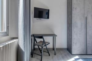 Guesthouse CIVICO 233 - Stanza privata parcheggio colazione bagni condivisi