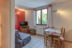 Appartements Les Lys Oranges : photos des chambres