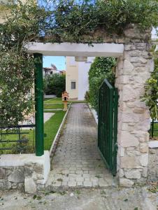 Spacious apartment Nantia's apartment