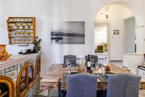 Efcharis house Skopelos