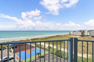 St Regis 1402