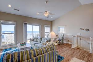 Sea Star Village 320