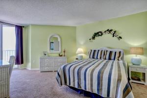 St Regis 2612