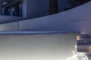 Byzantio Beach Suites & Wellness Tinos Greece