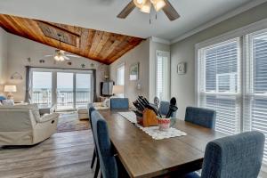 2284-A New River Inlet Road - Sur la Mer