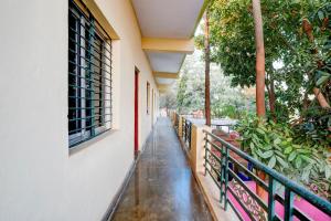 Hotel O Mayuri Lodge