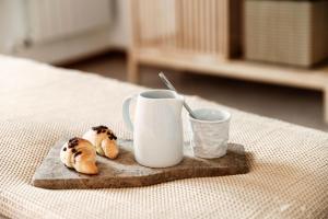 Moonlight - by MyHomeInComo