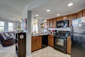 Relaxing oceanfront 1 Bedroom Condo in St. Regis Resort