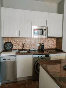 Apartamento La Roca Rental, 1 dormitorio Acogedor con vistas al mar