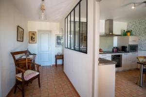 Maisons de vacances Belle maison jardin piscine pres Avignon : photos des chambres