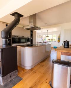 Large Family Home 23 min to Beach and New Forest