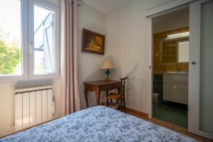 Maisons de vacances Belle maison jardin piscine pres Avignon : photos des chambres