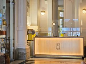 Hotels Hotel L'orque Bleue : photos des chambres