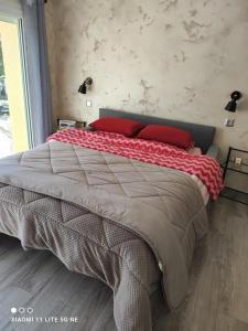 Chez Catherine et Joël "chambre avec piscine et cuisine dété"