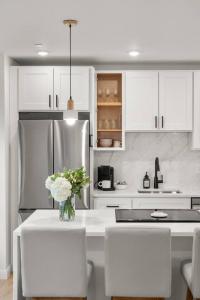 Boston Skyline Stay 1BR with City Views