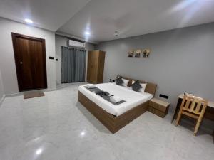 Hotel Bhavans Elite