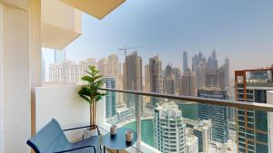 Vacationer Holiday Homes I Stunning 1 Bed l Pool Access l Prime Marina Location