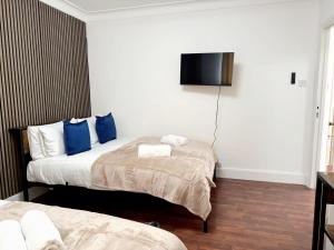 BC-Spacious Quadruple Room in Wembley!