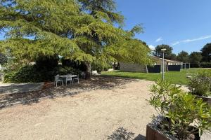 Stone cottage in leafy residence