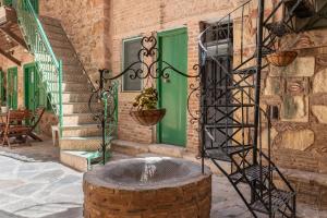 The Psyri Collection