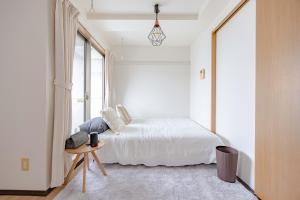 1 minute walk from the Ohanajaya station