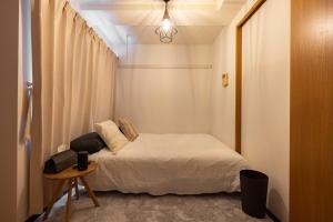 1 minute walk from the Ohanajaya station