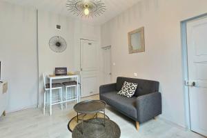 Appartements Les Apparts du Pont Vert - lit double - WiFi - tout inclus - 6 : photos des chambres