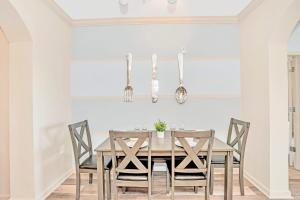 Pet-Friendly 3BR Condo w Pool