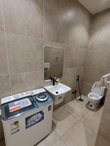 شروق العارض