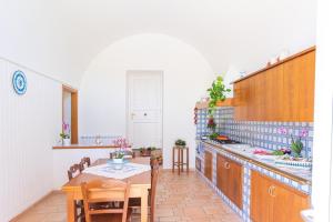 Villa Rosa a schiera Jacuzzi with sea view