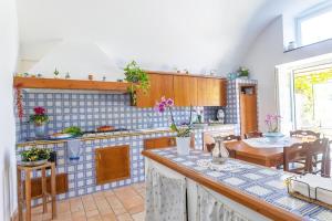 Villa Rosa a schiera Jacuzzi with sea view