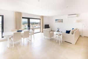 Santana Beach Apartment - BY SCH