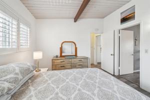 Beautiful 1 Bed Beach Condo #224