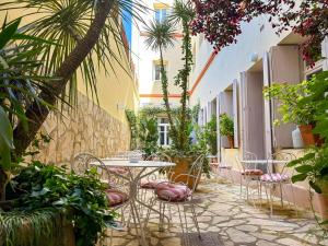 Hotels Hotel L'orque Bleue : photos des chambres