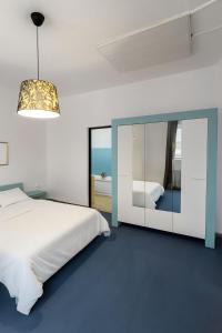 Middle Old Town Apartment