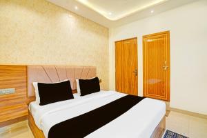 Hotel O MB Grand