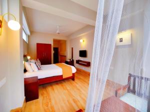 Dzongkar - MG Marg - 3 Star Hotel