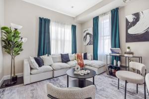 Biggest Duplex 6BD in Bushwick for 16 Guests