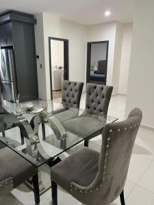 QA Departamento de lujo en primer piso en Quintas