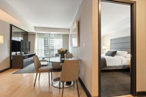 The Grand Ambiance Suite A Family Hotel - Delhi Airport