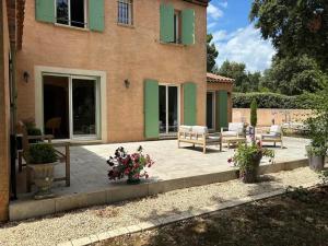 Villas Villa moderne avec piscine a Saint-Siffret_2 : photos des chambres
