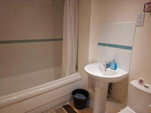 Cozy room close to University of Derby