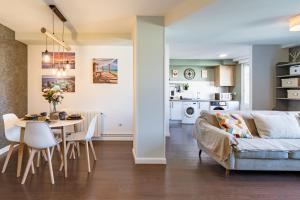 Calma, luz y diseño en el centro de Santander