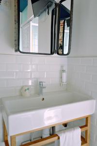 Hotels Hotel Lucien : photos des chambres