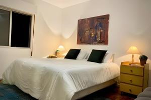 Jardins White 2 Dorm AC wifi vaga metro
